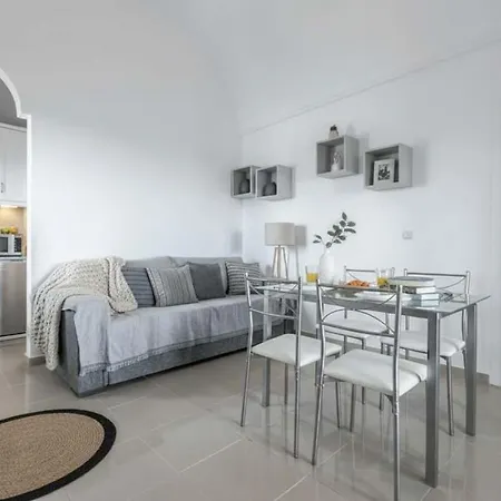 別荘 Stylish Santorini With Endless Sea Views *
